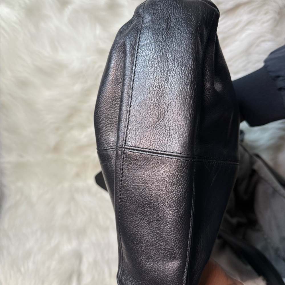 Coach Black Leather Men’s Messenger Bag - Picture 6 of 6